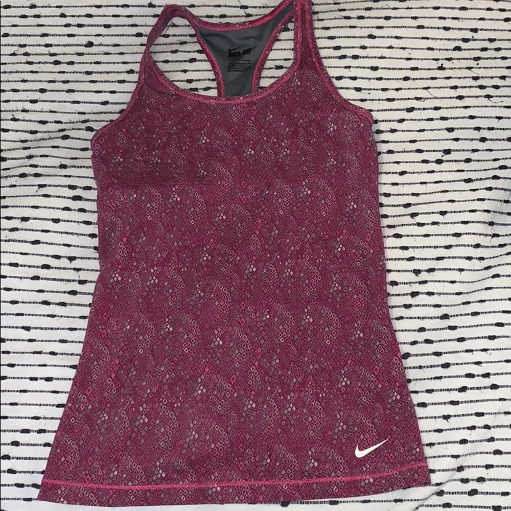 Nike workout tank top